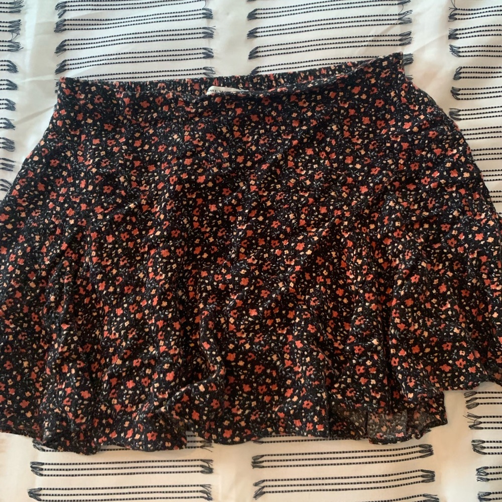 american eagle floral skirt